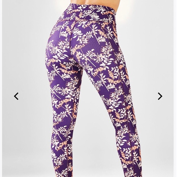 Fabletics NWT High-Waisted PowerHold Legging Small - Picture 3 of 5